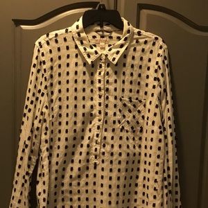 Black/White Dotted 3/4 Button Up